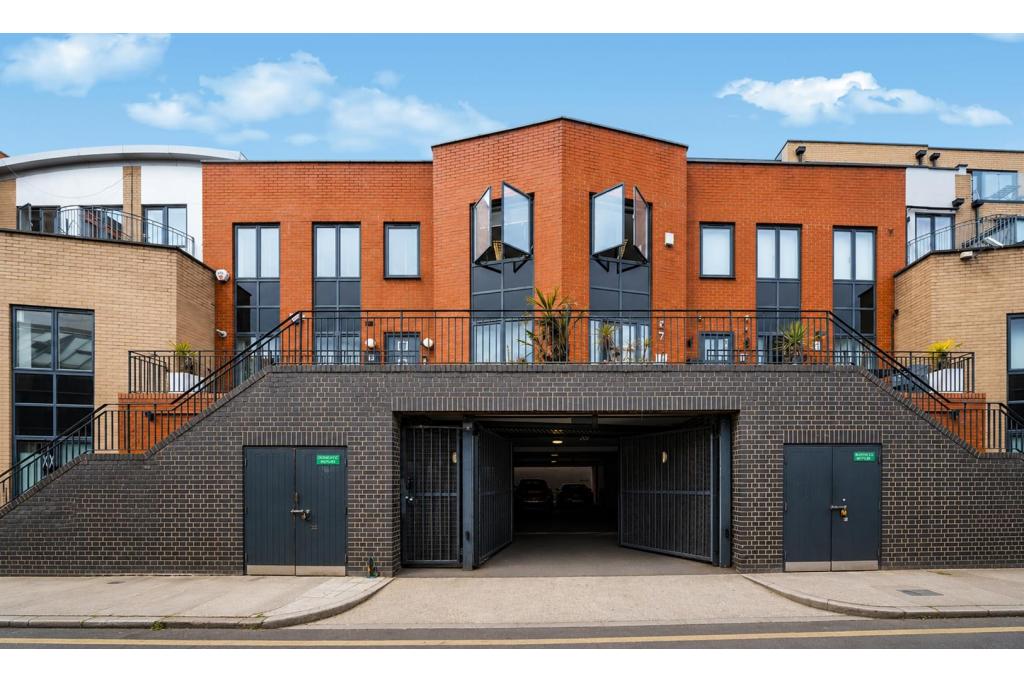 9-13 Risborough St - Office Unit, London SE1 0HF
