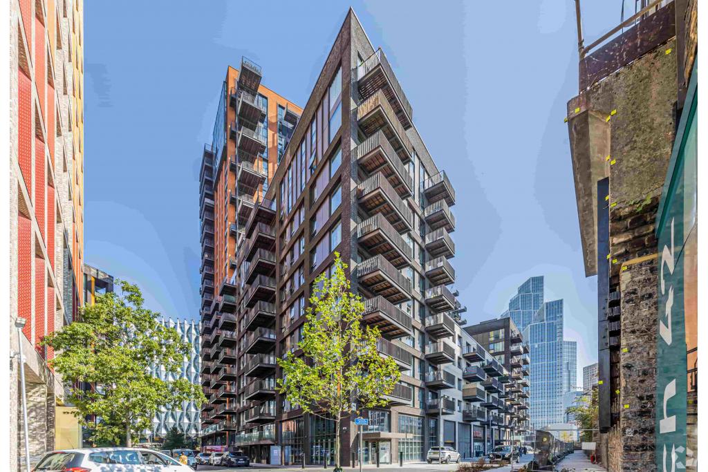 Viaduct Gardens-Embassy Gardens Legacy 2-Shopfront Retail/Residential Unit, London