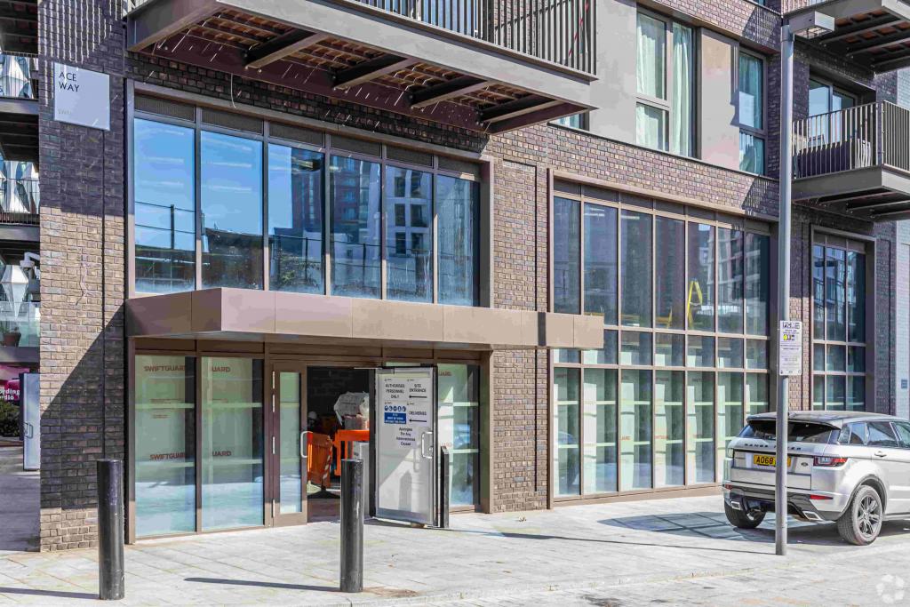 Viaduct Gardens-Embassy Gardens Legacy 2-Shopfront Retail/Residential Unit, London