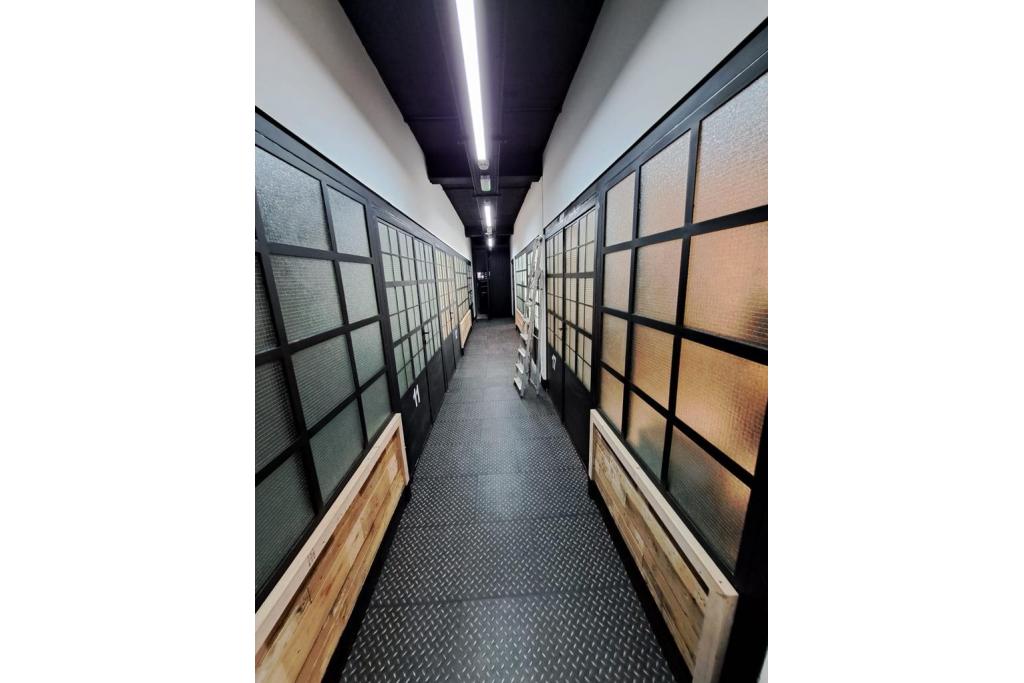 7-9 Ingate Pl - Battersea - Industrial Service Unit, London SW8 3NS