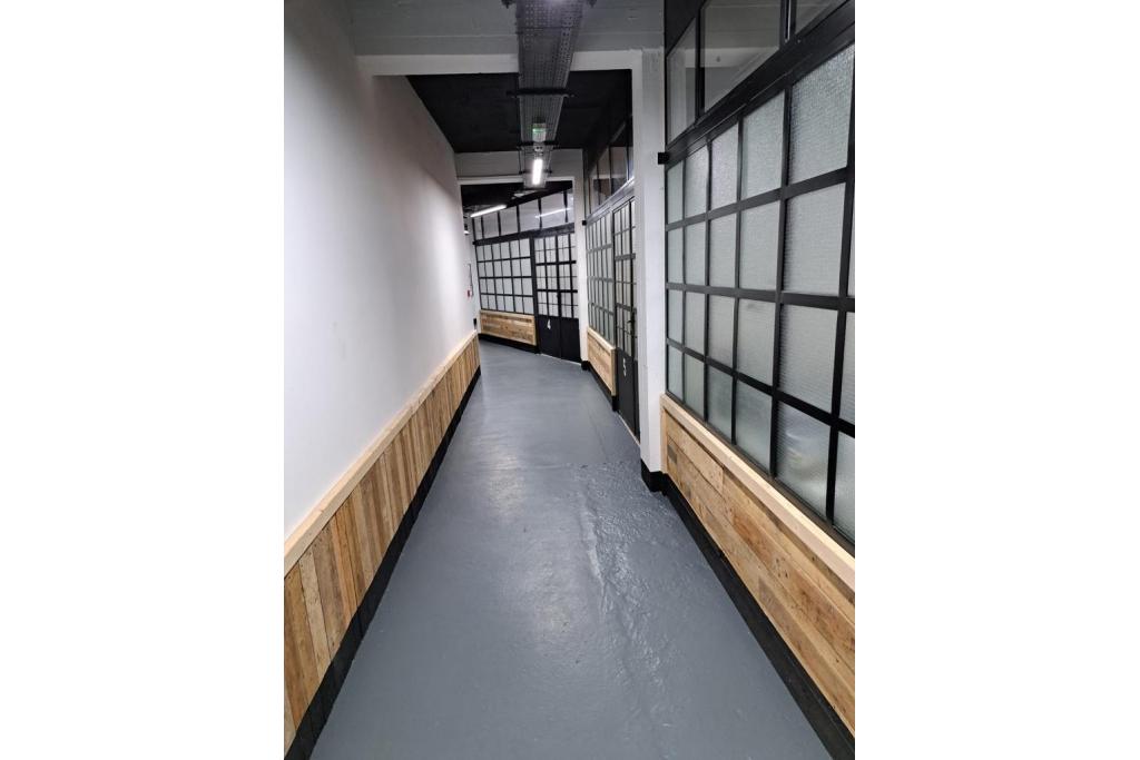 7-9 Ingate Pl - Battersea - Industrial Service Unit, London SW8 3NS