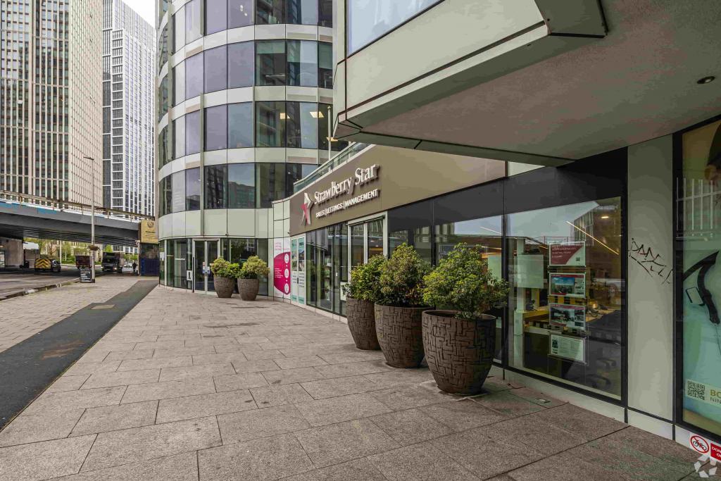 153 Wandsworth Rd - Sky Gardens, Apartments Unit, London SW8 2GB