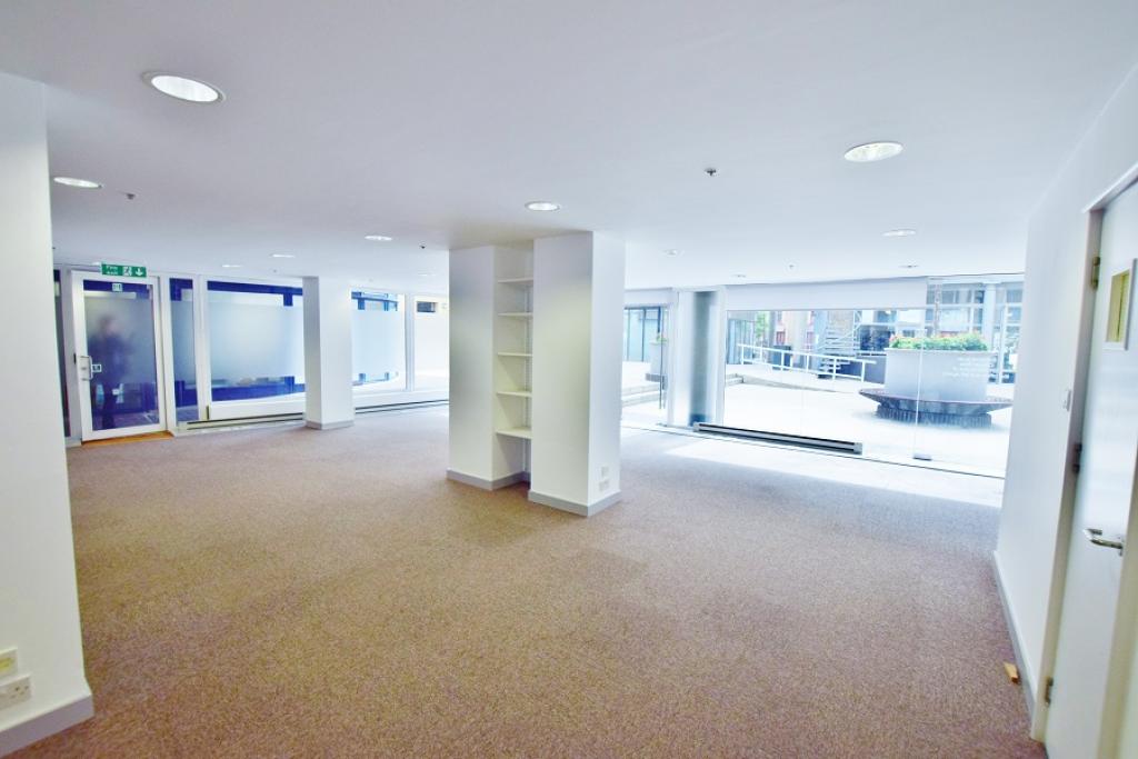 Brewery Sq - Knot House Office Space, Southbank East, London SE1 2LF