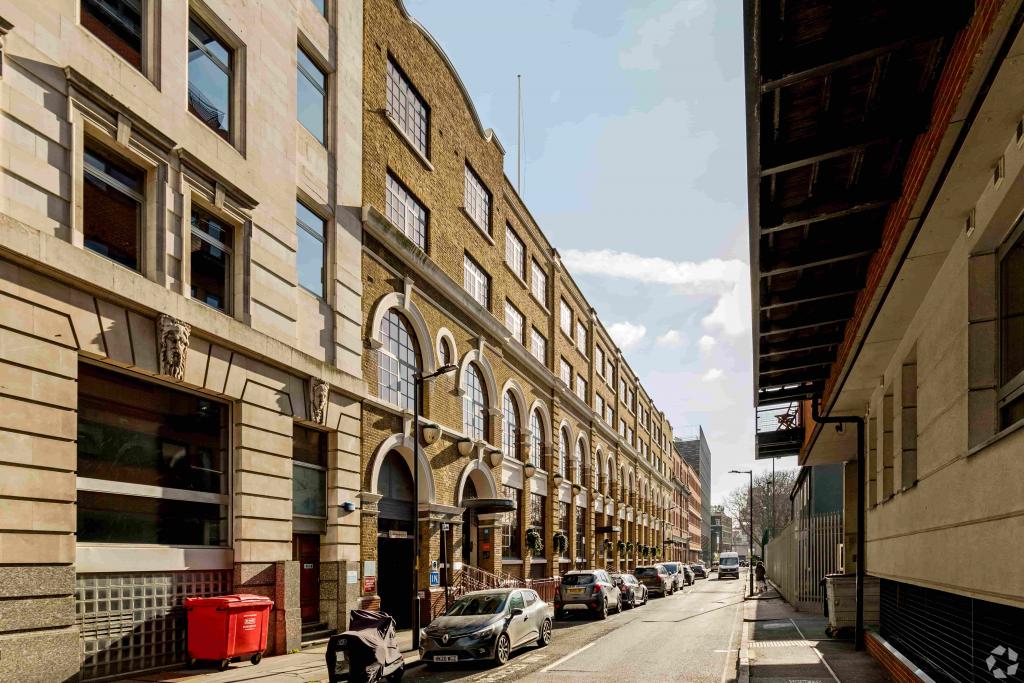 17 Hatfields - Dominican Court, Office Space for Rent, Southbank West, London SE1 8DJ