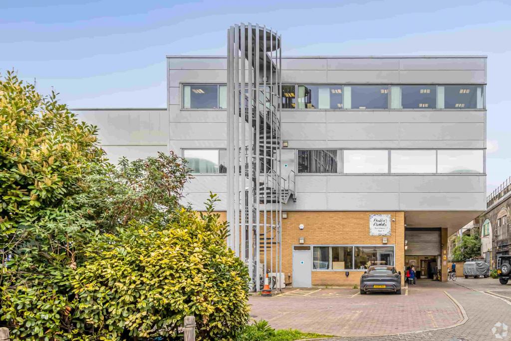 23-34 Ingate Pl - Light Manufacturing & Industrial Space, London SW8 3NS
