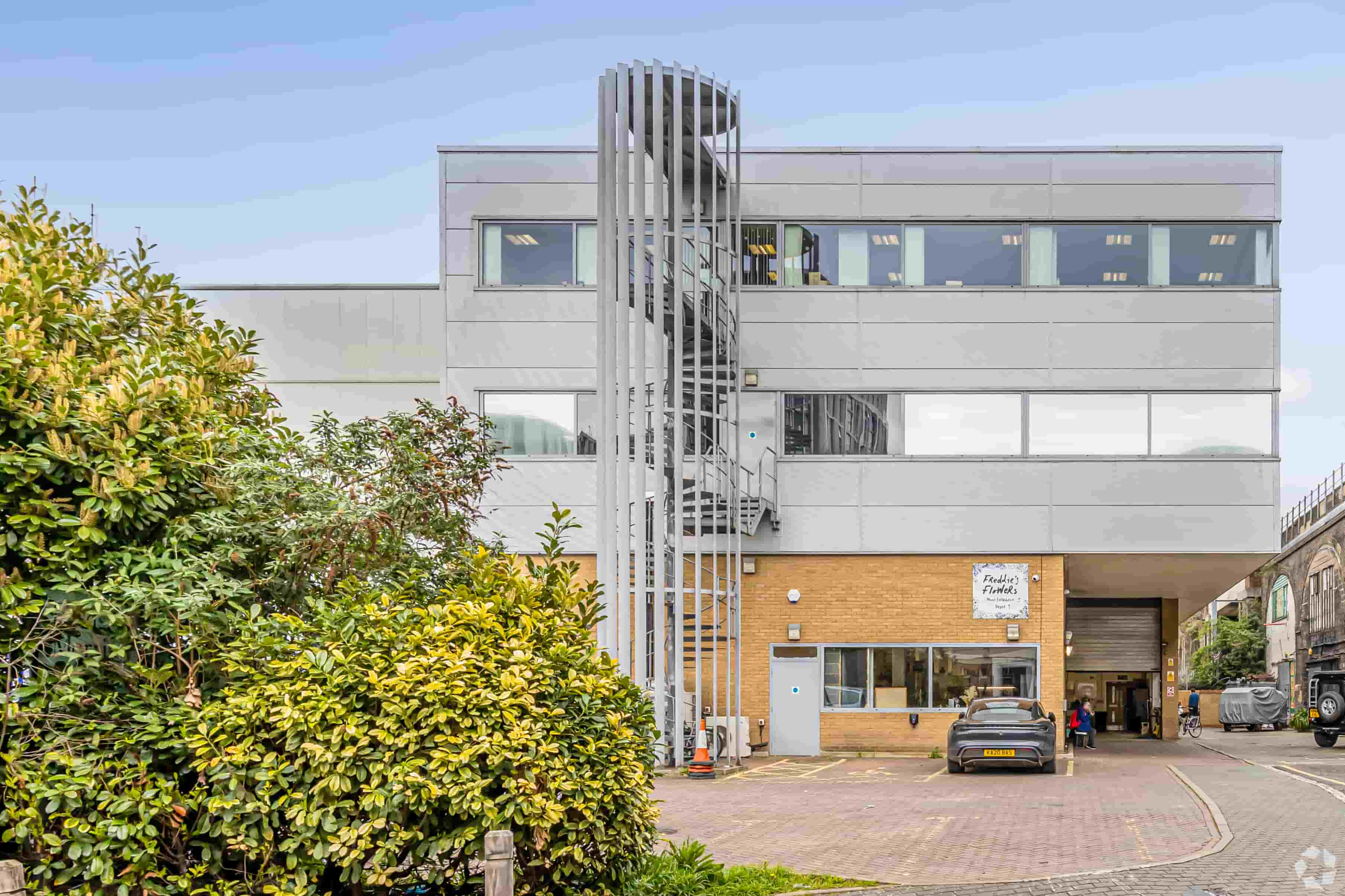 23-34 Ingate Pl - Light Manufacturing & Industrial Space, London SW8 3NS
