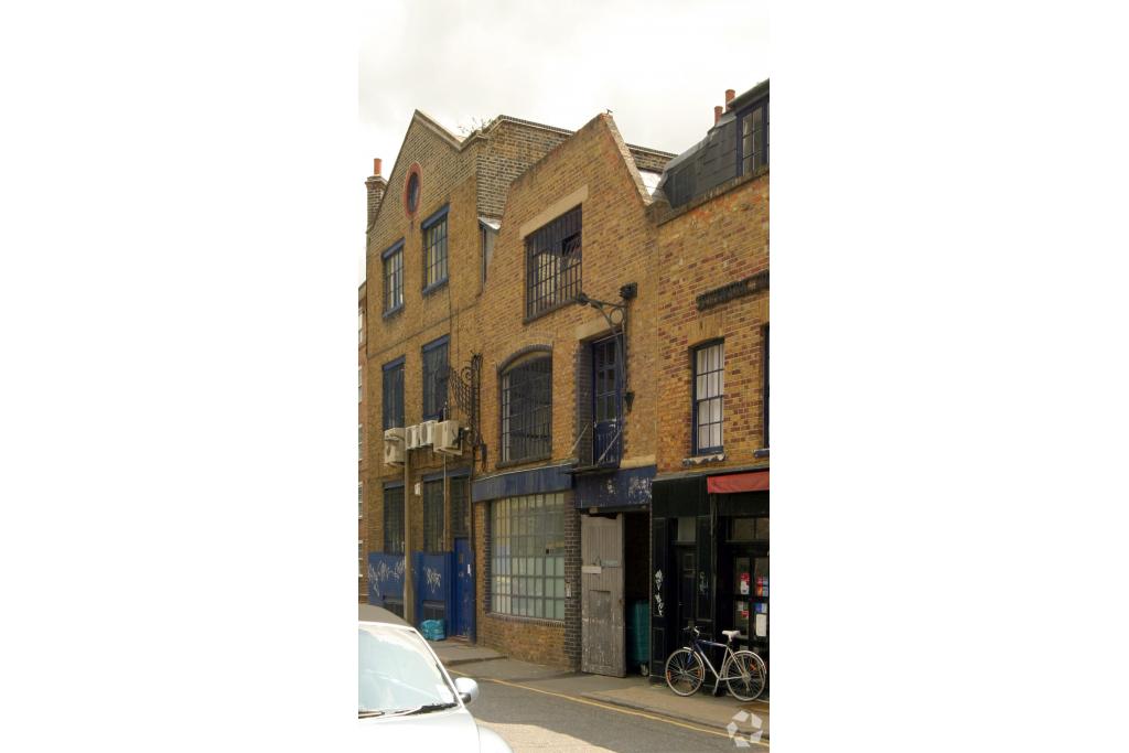 8-10A Lant St - The Old Tea Warehouse Office Space for Rent, London SE1 1QR