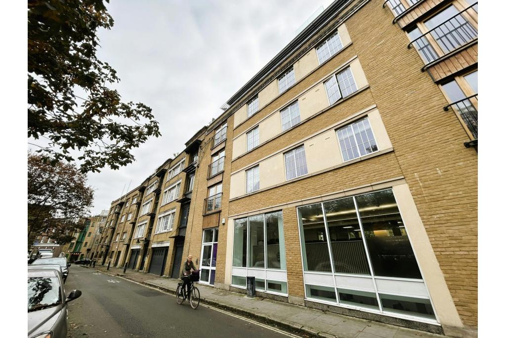 7 Leathermarket St - Artbrand Studios Office Space for Rent, London SE1 3HN