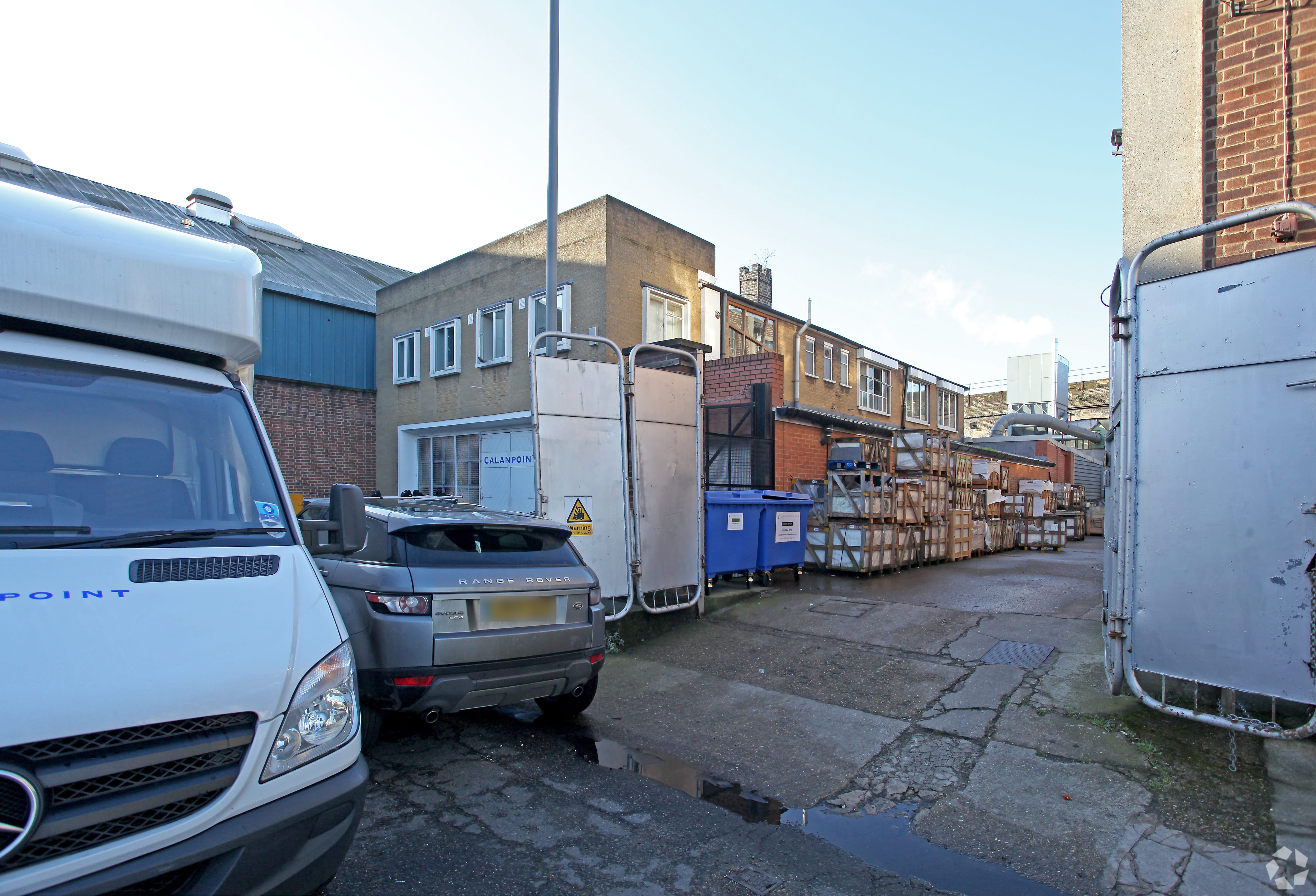 52 Linford St - Industrial Service Unit for Rent, Wandsworth, London SW8 4UN
