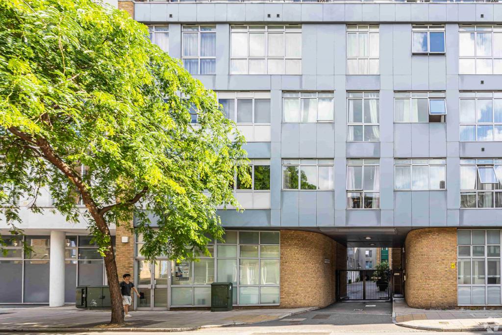 217 Long Ln - Coach House Mews Office Unit, London SE1 4PR