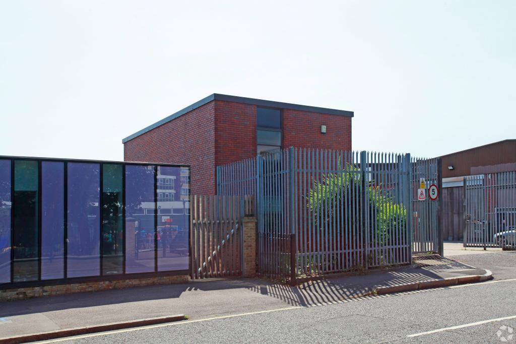 Marlborough Grove - Office Space, London SE1 5JT