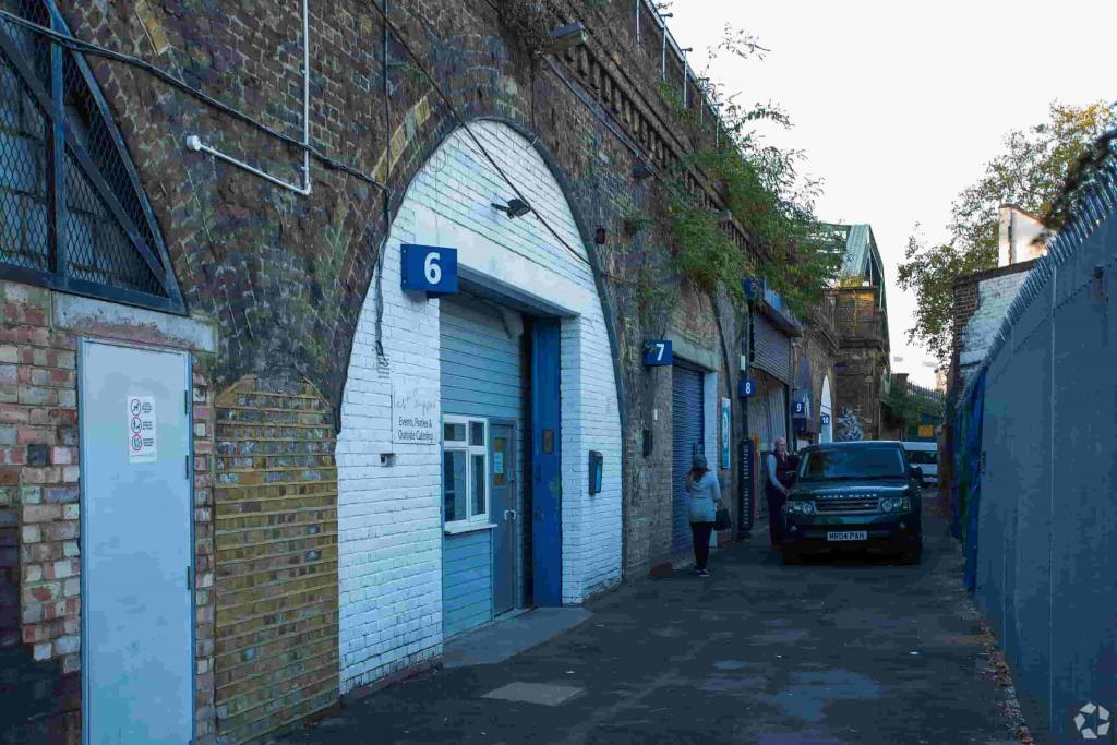 Newington Court Business Centre - Light Industrial Unit for Rent, Southwark, London SE1 6NT