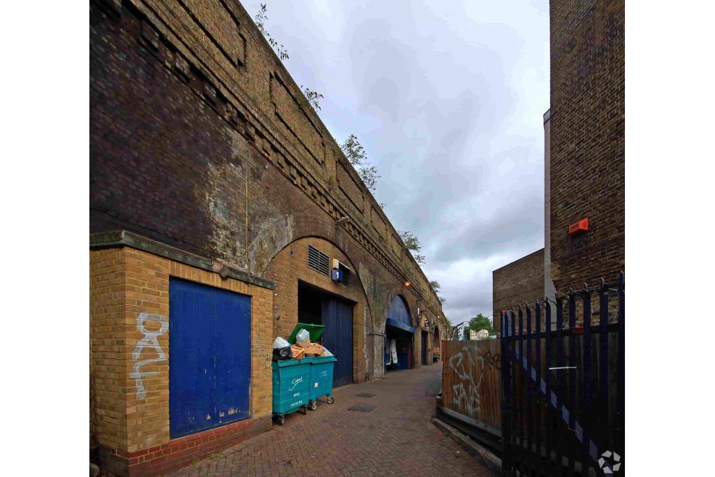 Newington Court Business Centre - Light Industrial Unit for Rent, Southwark, London SE1 6NT