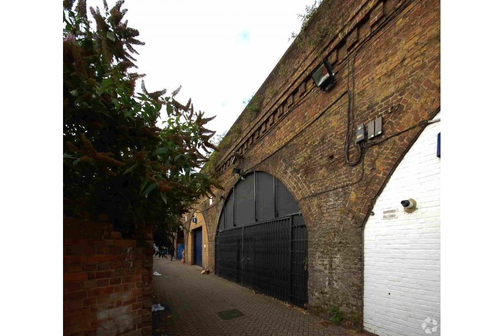 Newington Court Business Centre - Light Industrial Unit for Rent, Southwark, London SE1 6NT