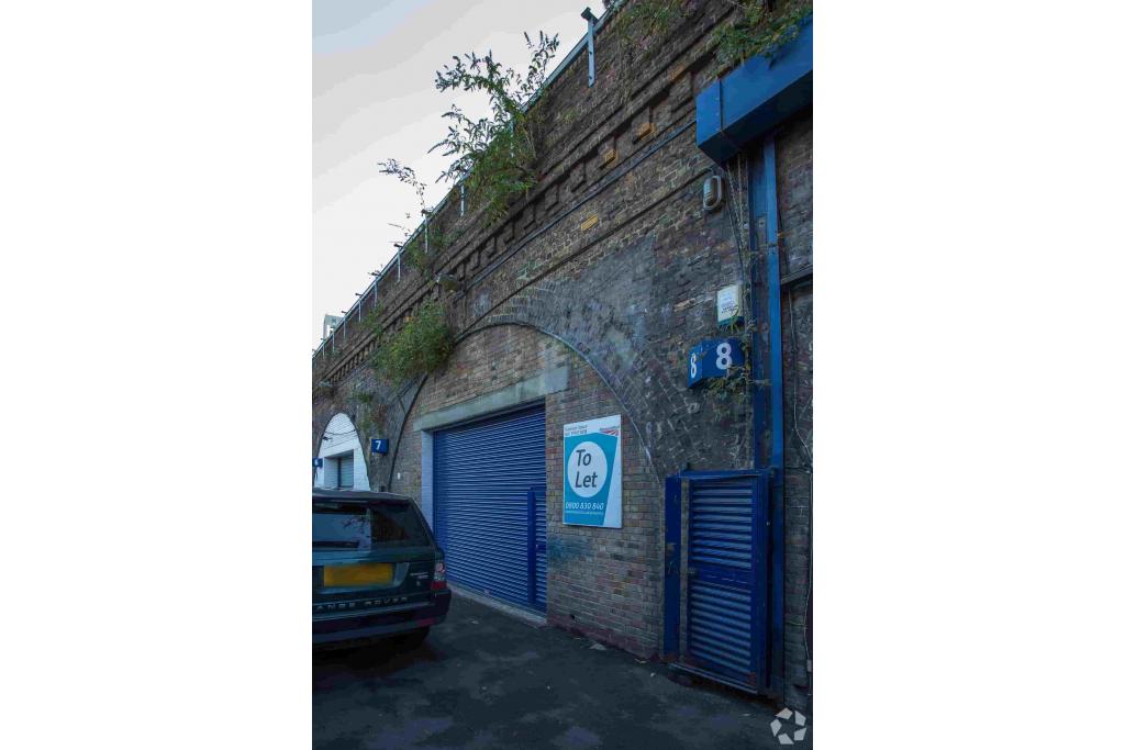 Newington Court Business Centre - Light Industrial Unit for Rent, Southwark, London SE1 6NT