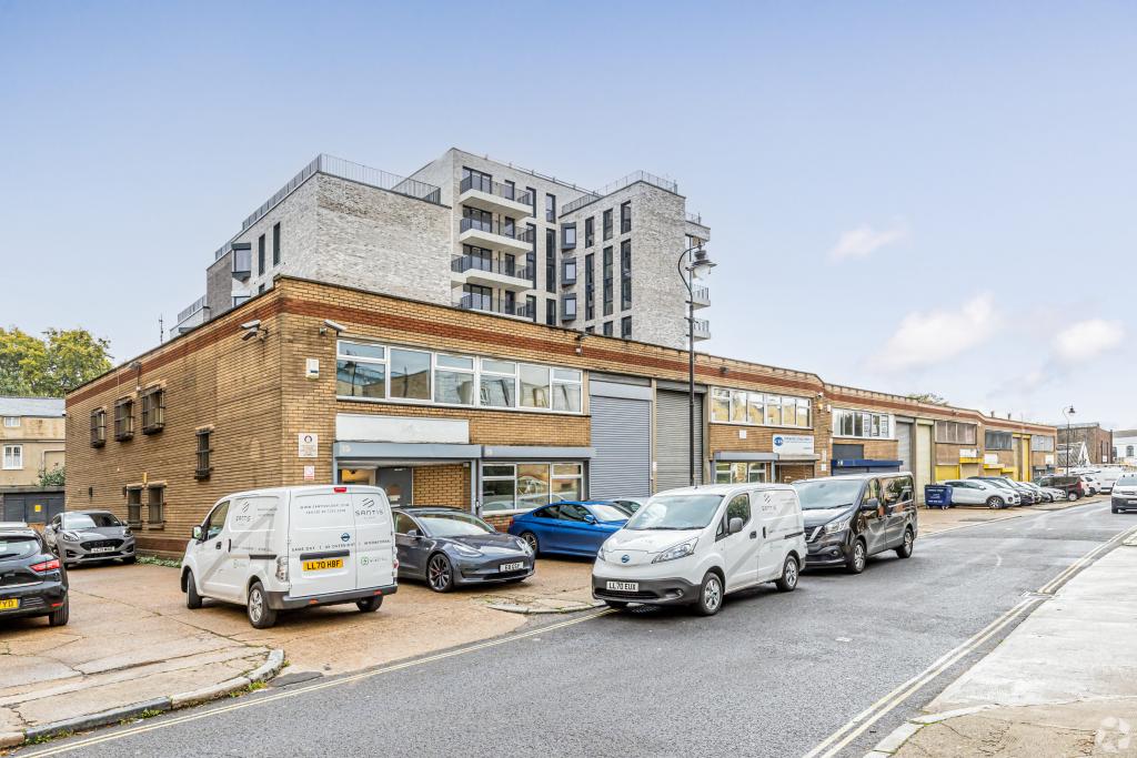 23-25 Pages Walk - Industrial Unit, Southwark, London SE1 4SB