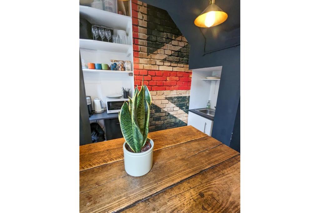 1-4 Plantain Place - Office Space, Borough, London SE1 1YN