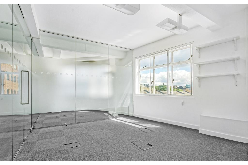 32 Southwark Bridge Road - Office Space for Rent, Southbank, London SE1 9EU