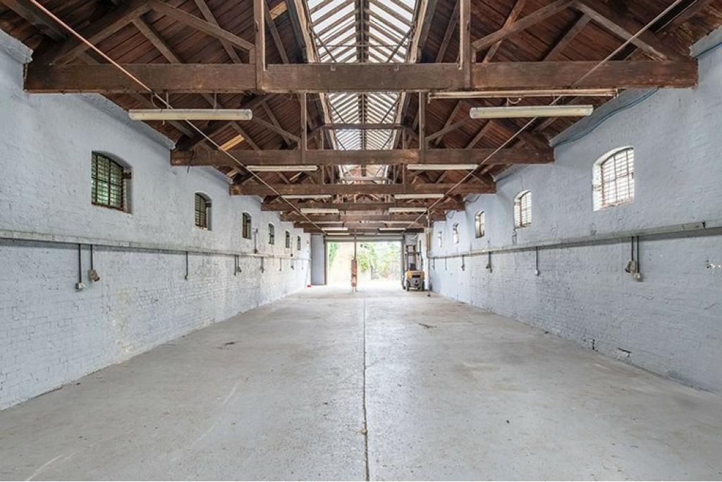 St. James's Rd - The Old Southern Forge Industrial Unit, London SE1 5US