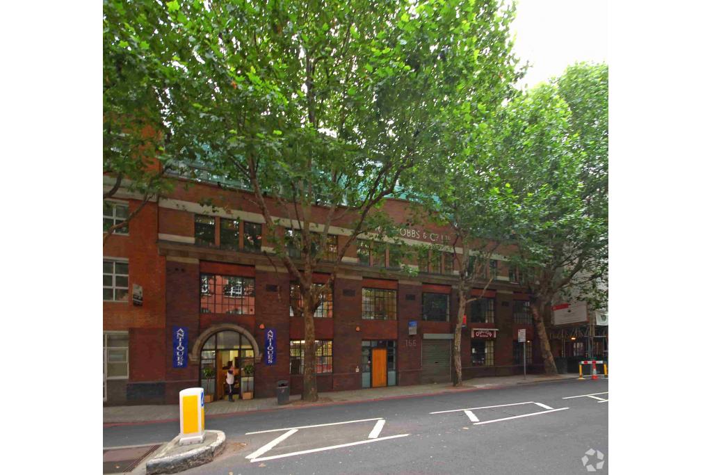 166A-166B Tower Bridge Rd - Shopfront Retail/Office Unit, London, Greater London SE1 3LZ
