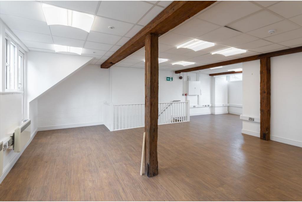 206-216 Tower Bridge Rd - Shopfront Retail/Office, Southwark, London SE1 2UP