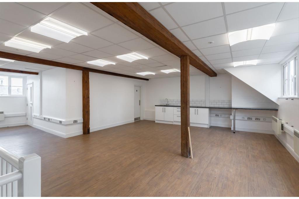 206-216 Tower Bridge Rd - Shopfront Retail/Office, Southwark, London SE1 2UP