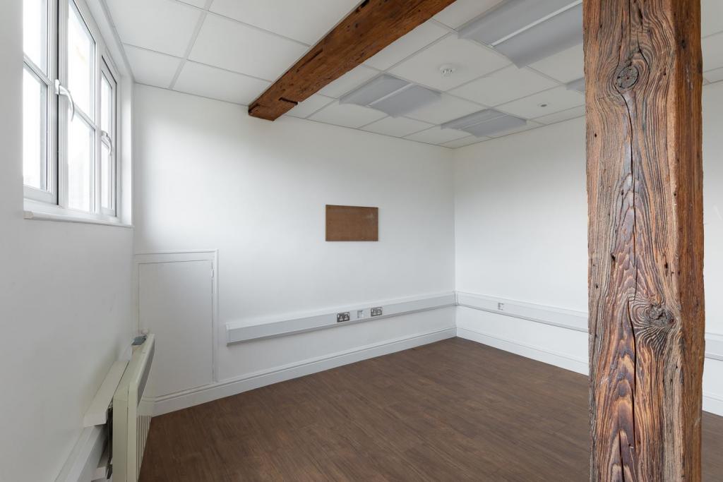206-216 Tower Bridge Rd - Shopfront Retail/Office, Southwark, London SE1 2UP