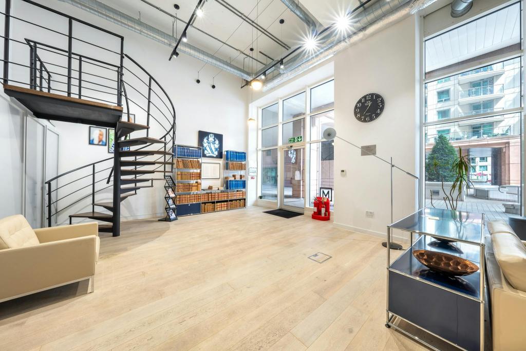 10 Wandsworth Rd - Phoenix House Retail Unit, St George Wharf, London SW8 2LL