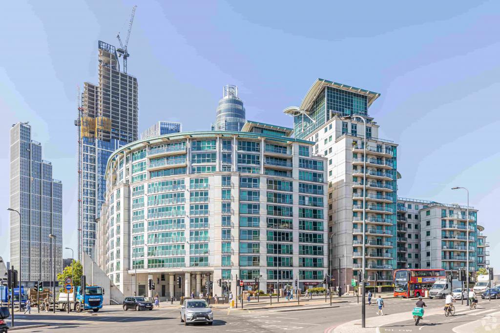 10 Wandsworth Rd - Phoenix House Retail Unit, St George Wharf, London SW8 2LL