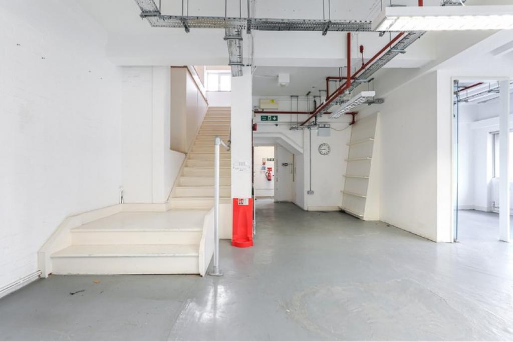 124-132 Wandsworth Rd - Shopfront Retail/Office, Lambeth, London SW8 2LB