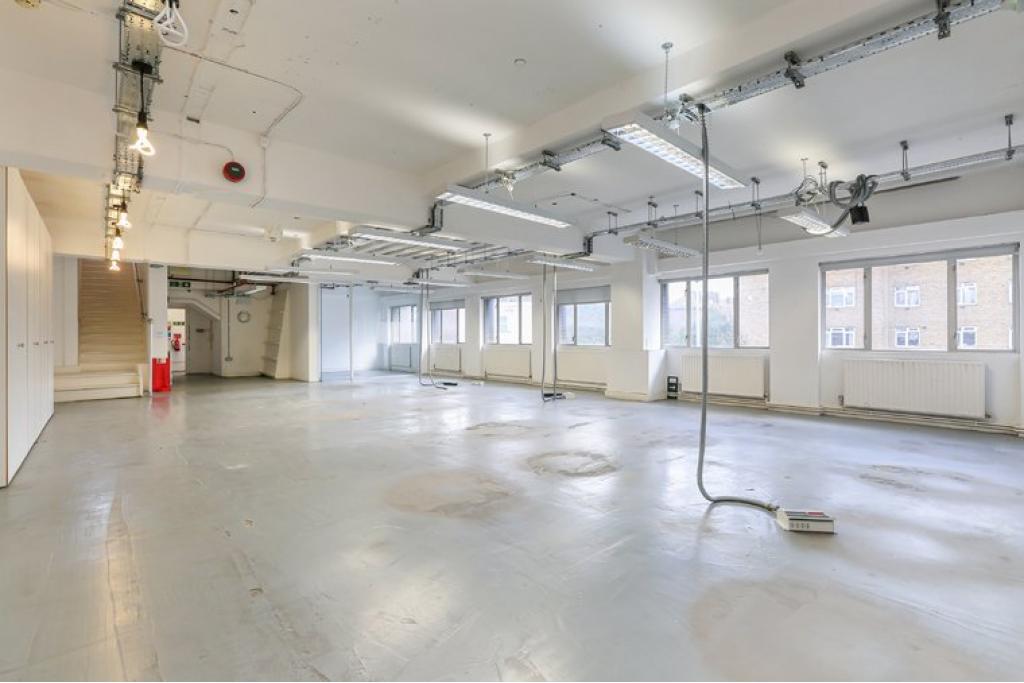 124-132 Wandsworth Rd - Shopfront Retail/Office, Lambeth, London SW8 2LB