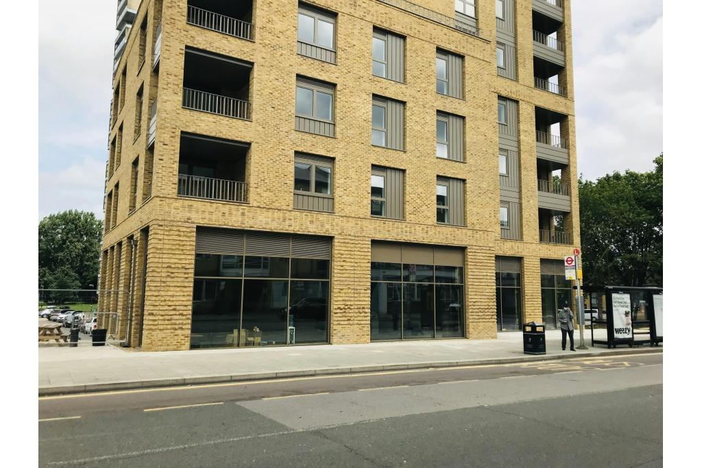 416 Wandsworth Rd - Shopfront Retail/Office, Lambeth, London SW8 3NA