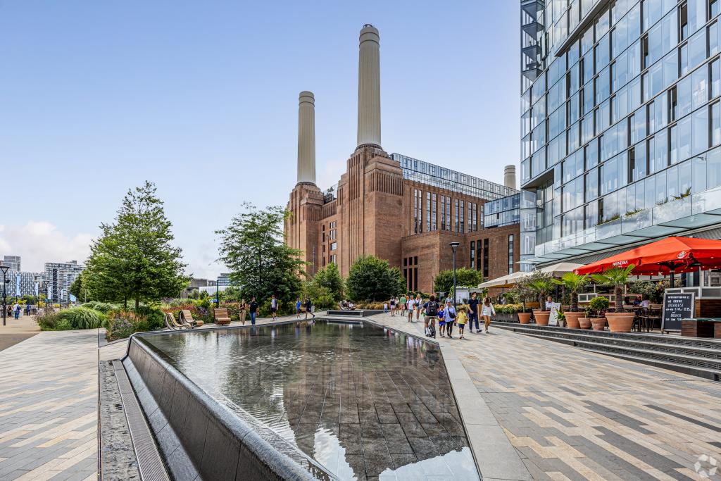 Battersea Power Station - Retail Space, Battersea, London SW8 5BN