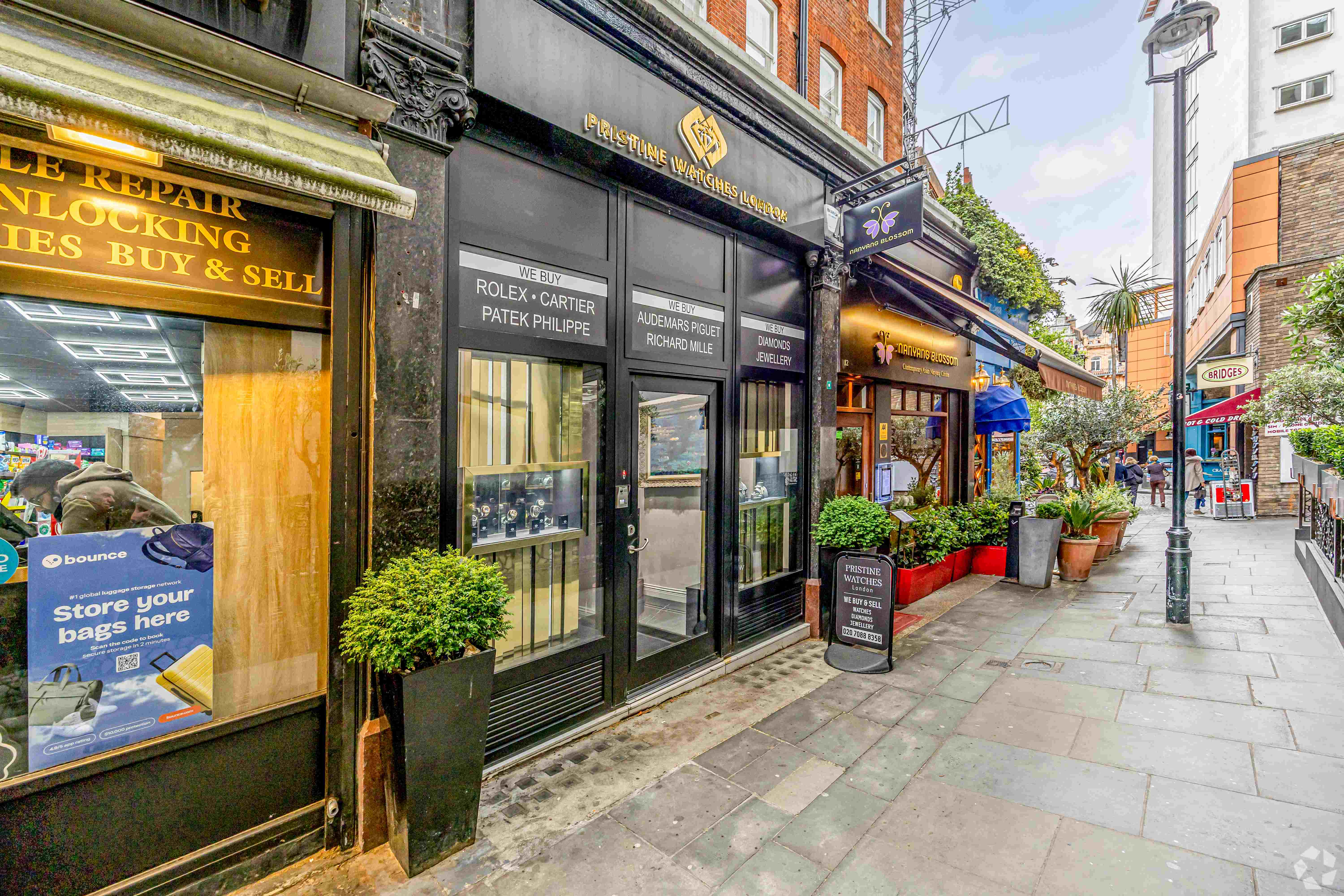 10-11 Knightsbridge Green - Retail Space for Rent, Knightsbridge, London SW1X 7QL