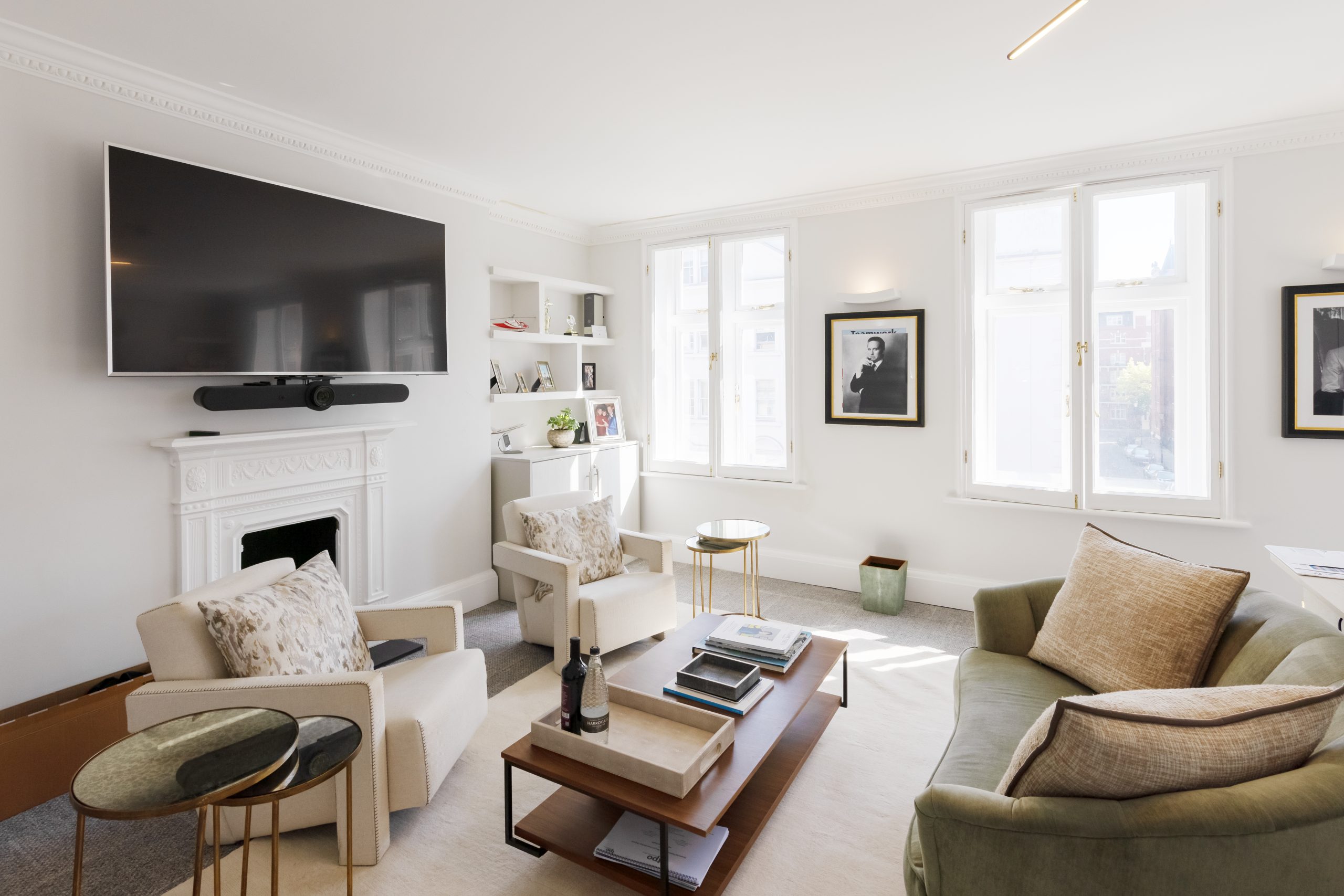 124 Sloane Street - Office Space for Rent, Knightsbridge, London SW1X 9BW