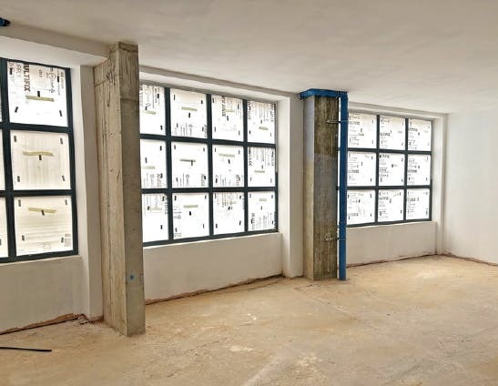 112 Cheyne Walk - Shopfront Retail/Residential, Chelsea, London SW10 0DJ