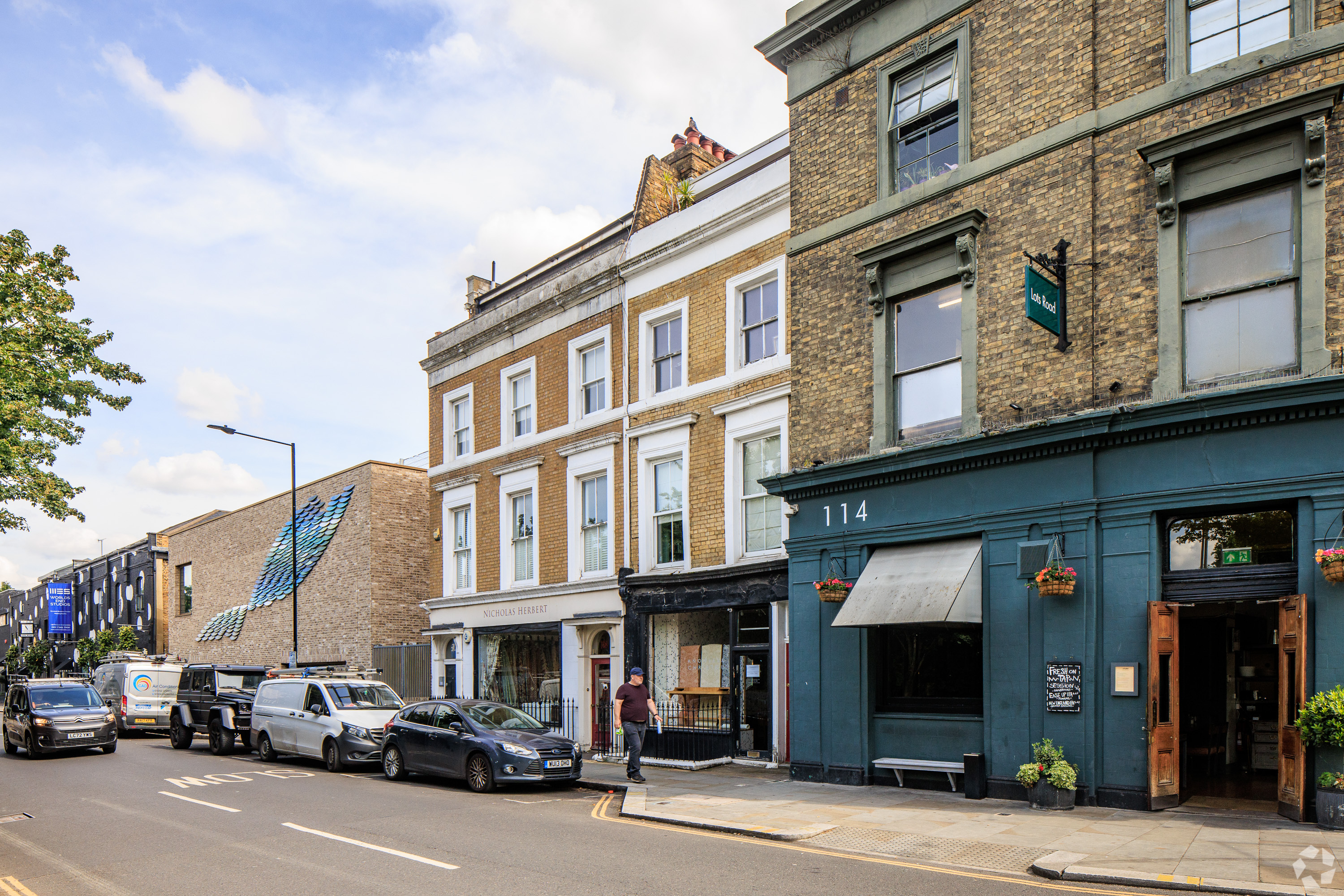 116 Lots Road - Retail Shopfront, Chelsea, London SW10 0RJ