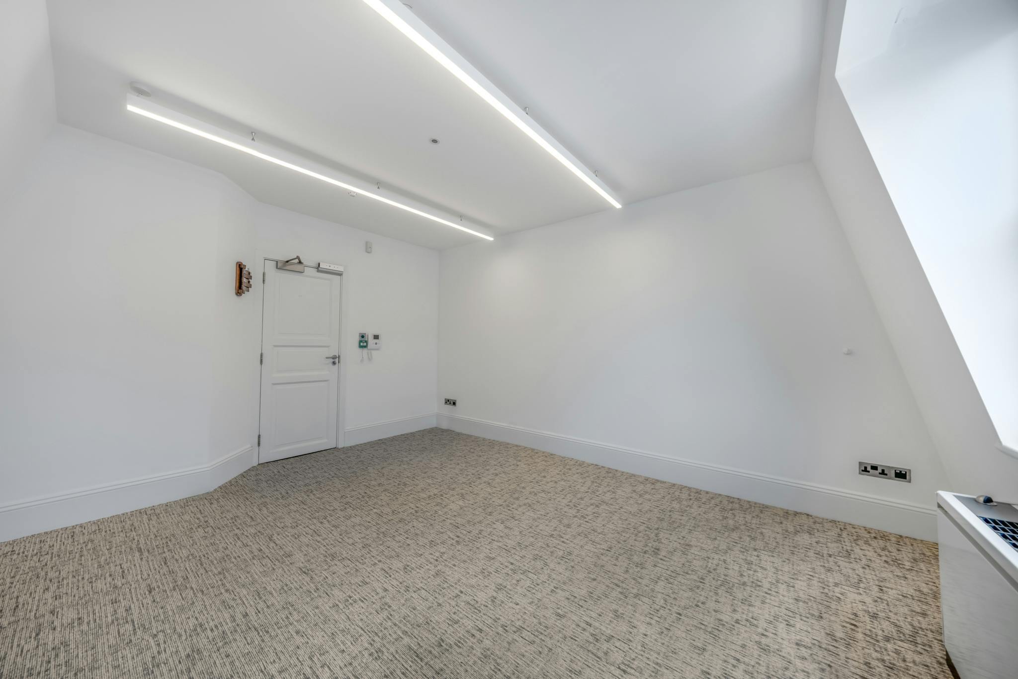 22 Gilbert Street - Office Space for Rent, Mayfair, London W1K 5EJ