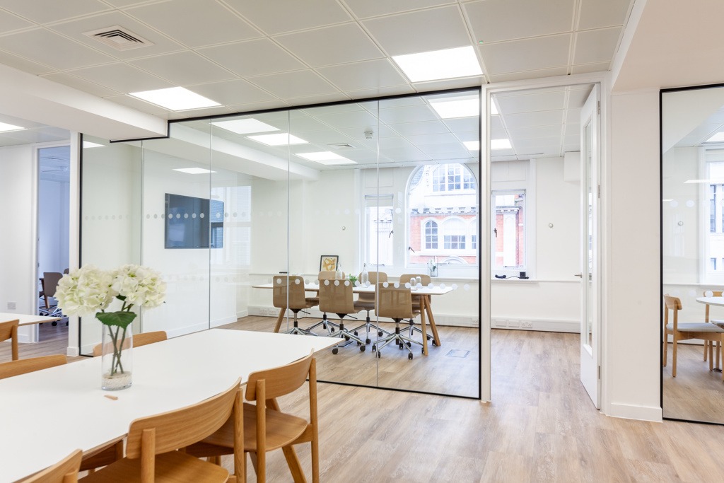 19-21 Great Portland St - Shopfront Retail/Office, London W1W 8QB