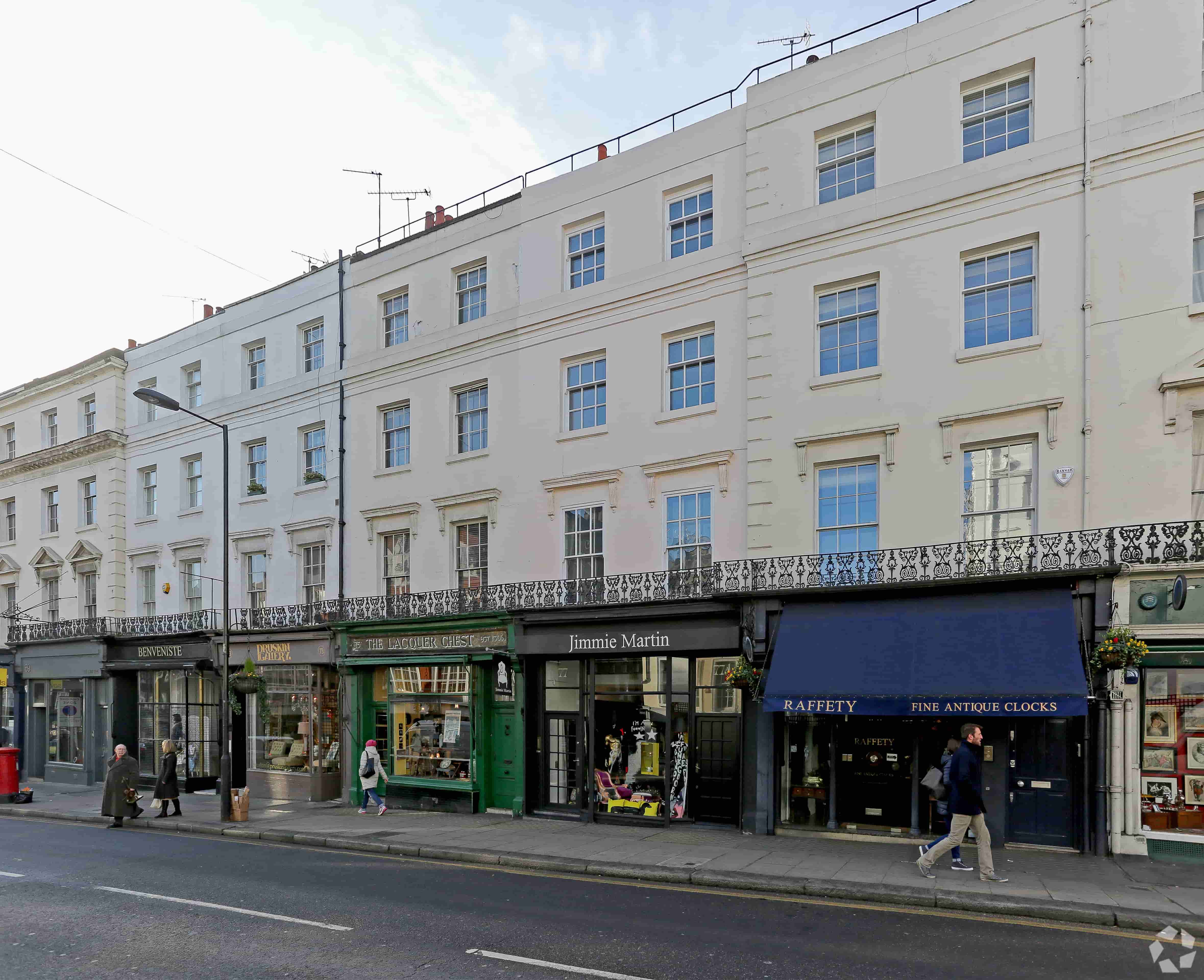 77 Kensington Church Street - Retail/Residential Property for Rent, Kensington, London W8 4BG