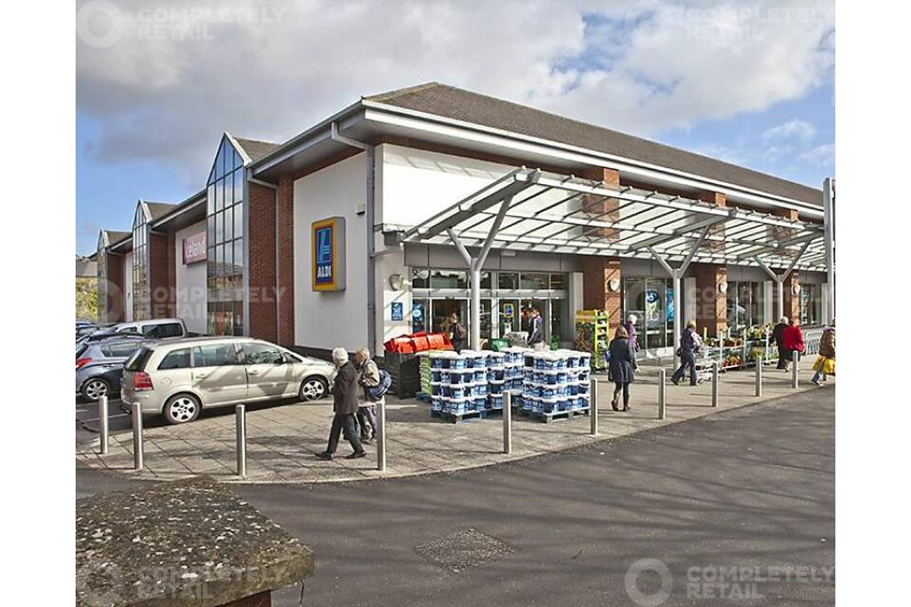 Alphington Road Retail Park – Prime Retail Investment Opportunity in Exeter