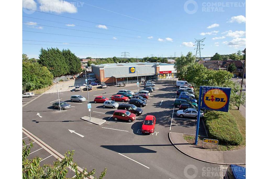 Three Bridges Retail Park, Crawley – High-Performing Roadside Warehouse Scheme