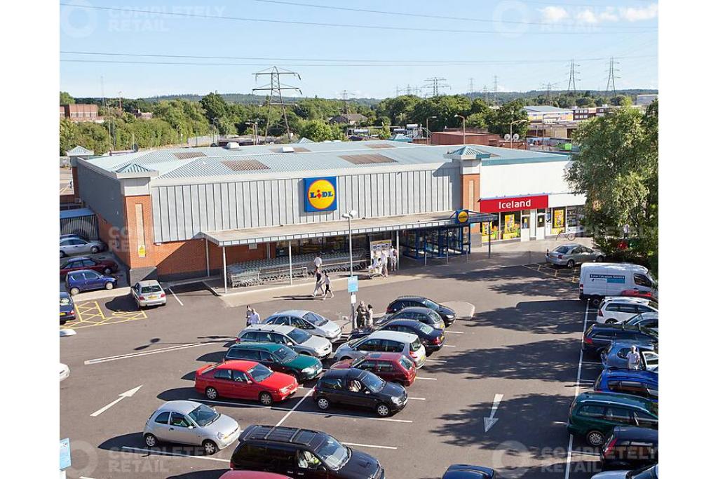 Three Bridges Retail Park, Crawley – High-Performing Roadside Warehouse Scheme