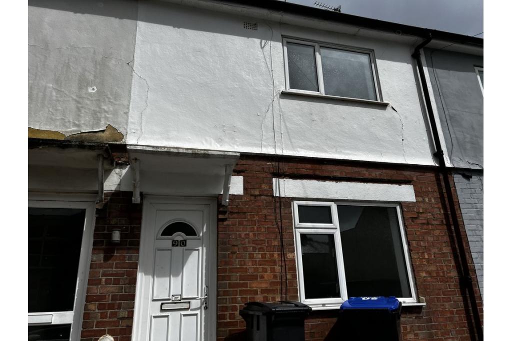 DSS Friendly | 3-Bed Mid-Terrace Home | Wyndham Road, Dover CT17