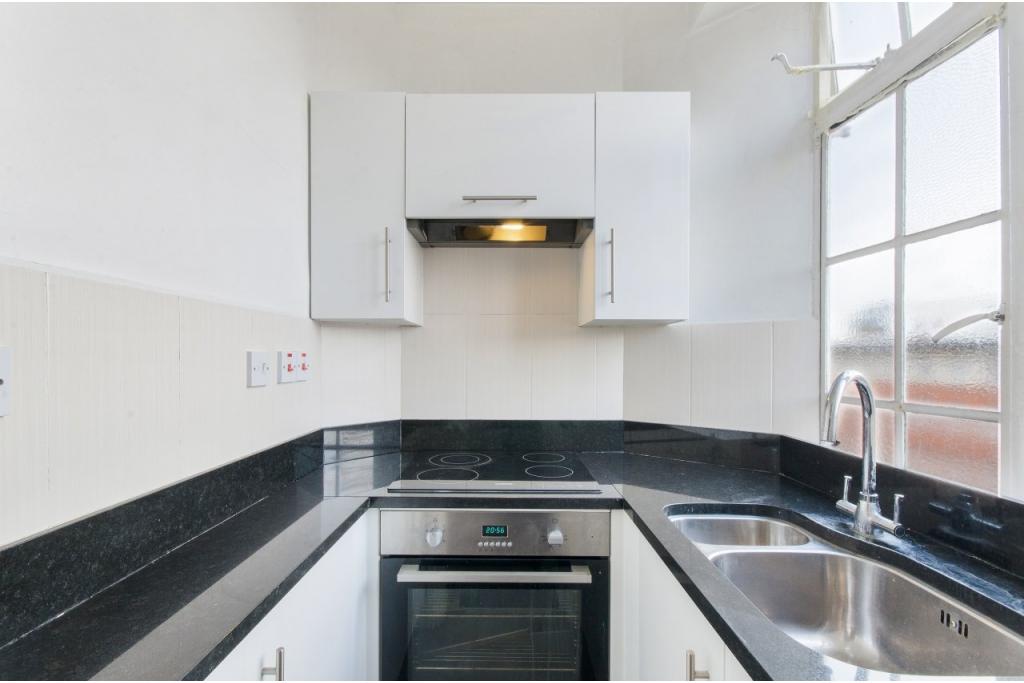 Luxury Studio Apartment in Prestigious Bloomsbury Development – Prime Central London Living