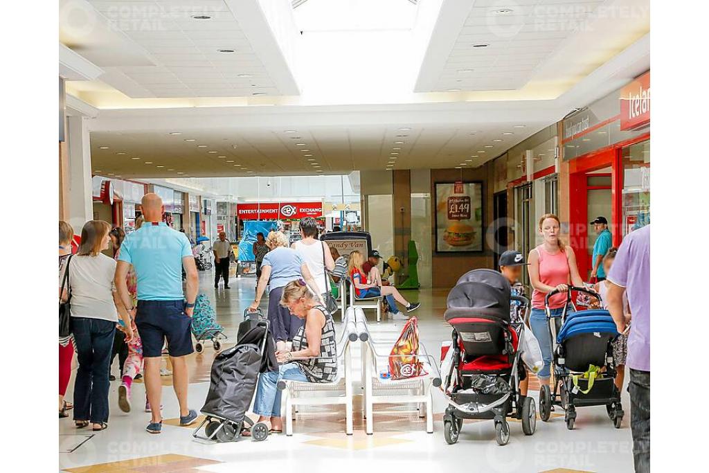 Grays Shopping Centre – Retail Units to Let, Grays RM17 6QE