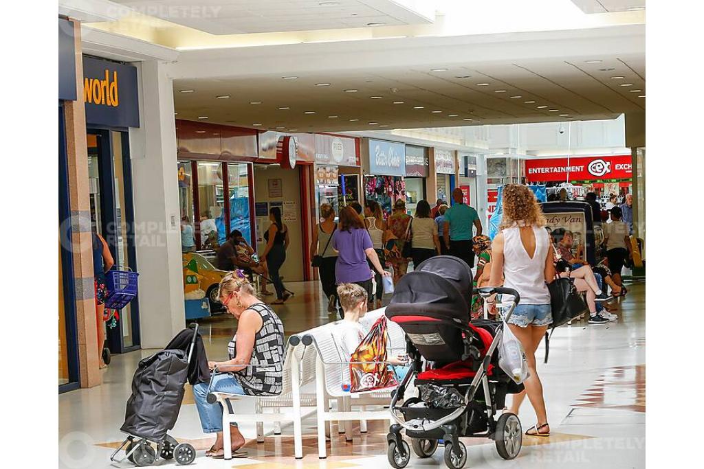 Grays Shopping Centre – Retail Units to Let, Grays RM17 6QE