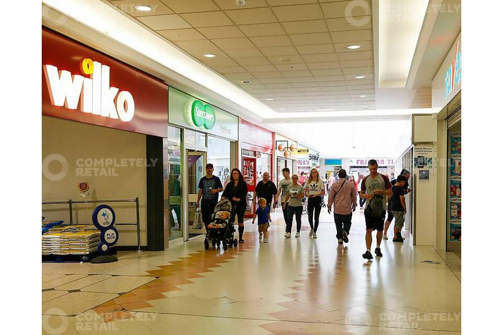 Grays Shopping Centre – Retail Units to Let, Grays RM17 6QE