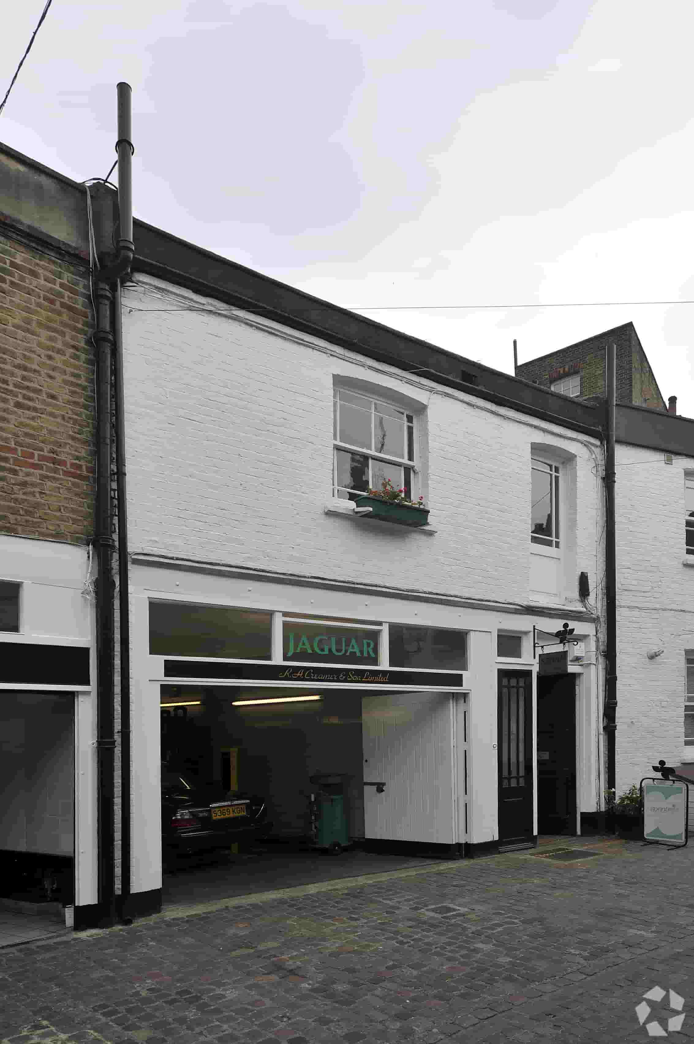 2 Drayson Mews - Office Space for Rent, Kensington, London W8 4LY