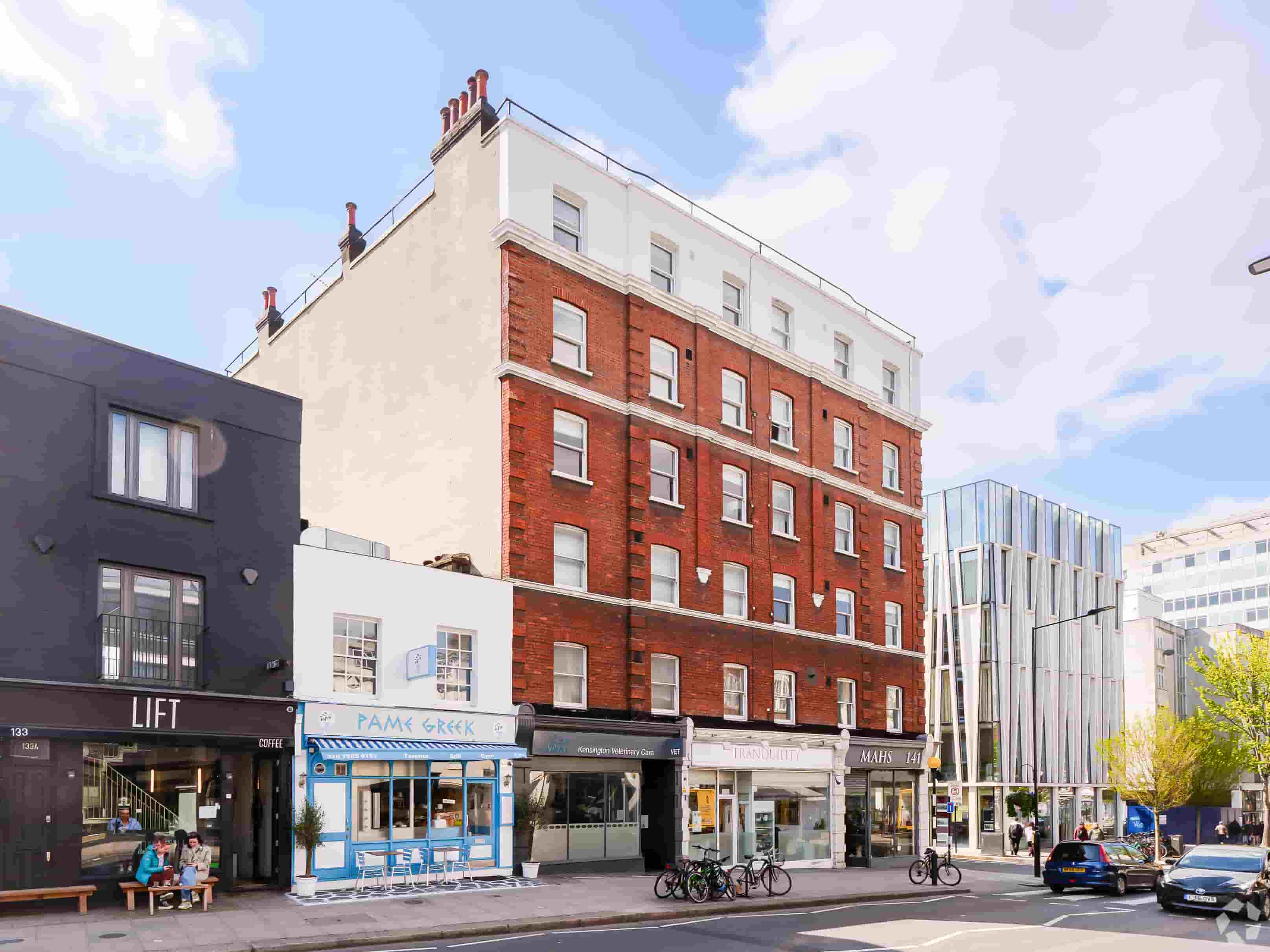 137-141 Kensington Church Street - Retail Shopfront for Rent, Kensington, London W8 7LP